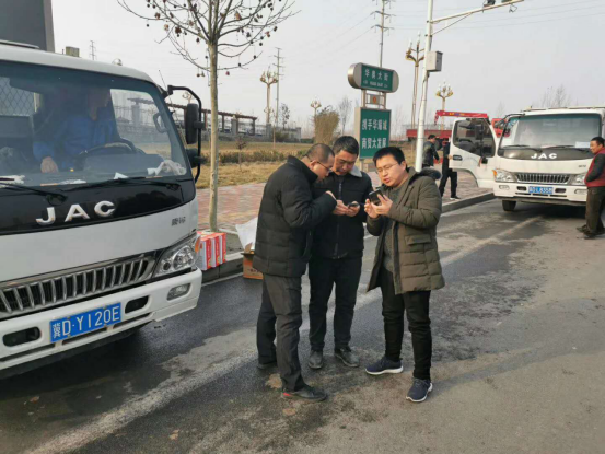 真愛無疑！最美卡哥趙軍濤眼里只有江淮康鈴400.png