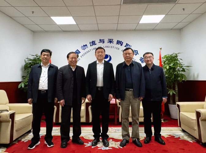 何黎明會(huì)見濰坊市市長劉建軍一行